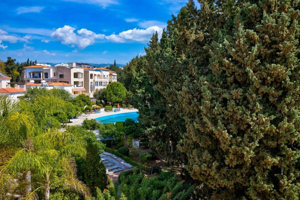 Appartamento Penthouse Carina Paphos Esterno foto