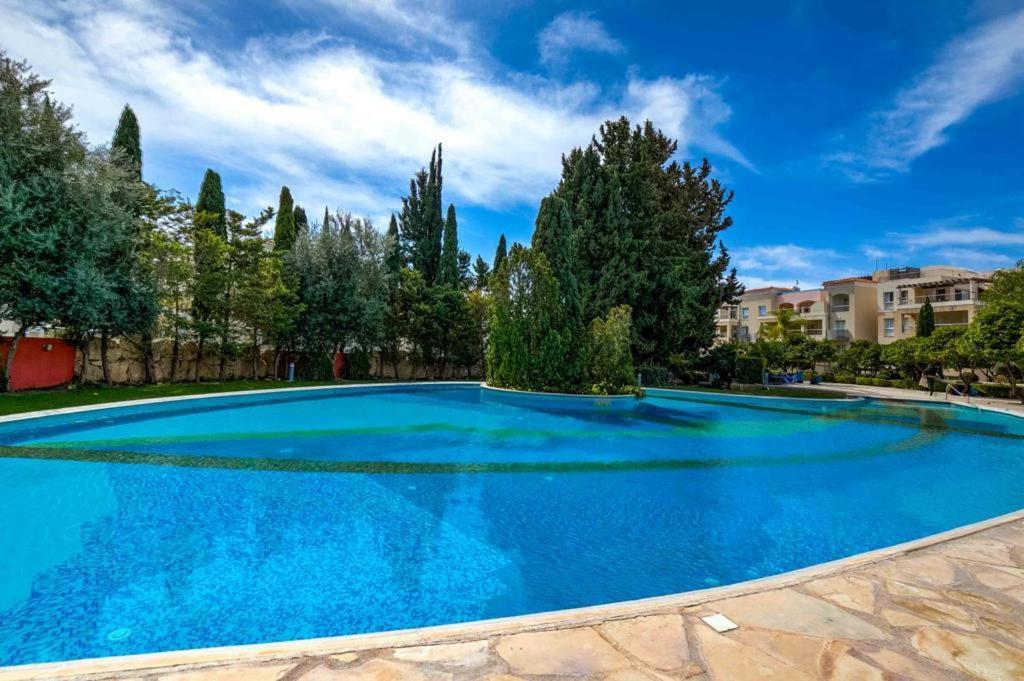 Appartamento Penthouse Carina Paphos Esterno foto