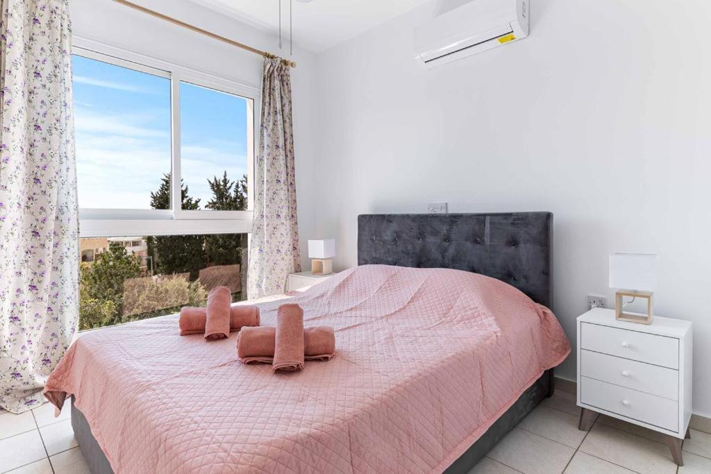 Appartamento Penthouse Carina Paphos Esterno foto